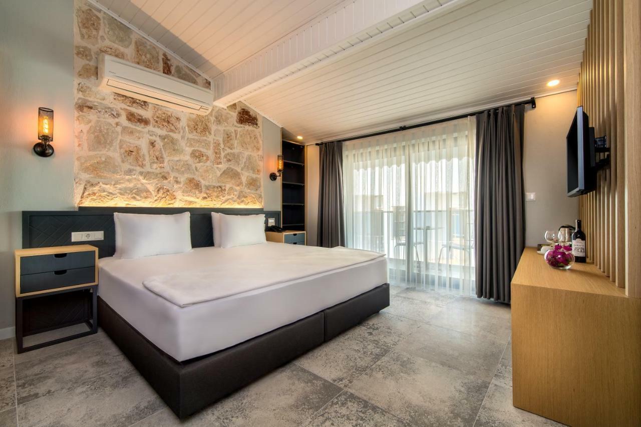 Isola 12 Hotel Kaş Esterno foto